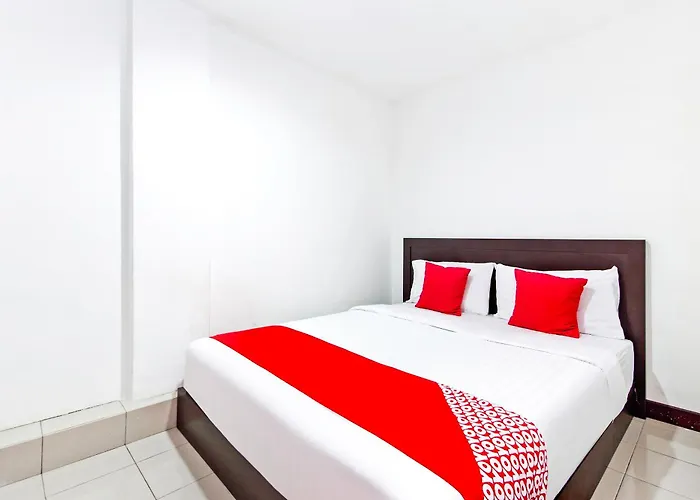 Super Oyo 321 Hotel D\'Elegant