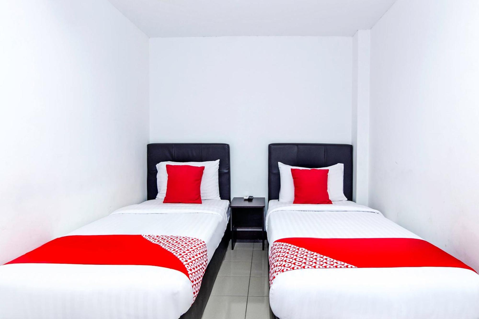 Hotel Super Oyo 321 D'elegant